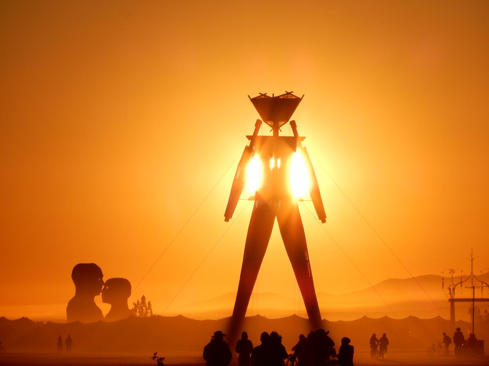 Burning Man Timeline - 1990