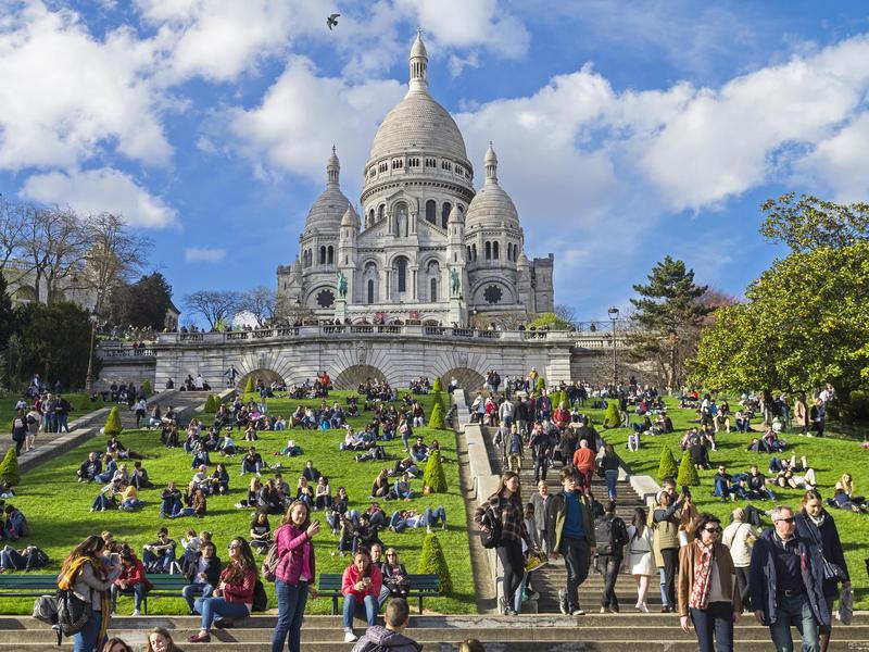 Sacre Couer é um lugar de topo para caminhar e relaxar.