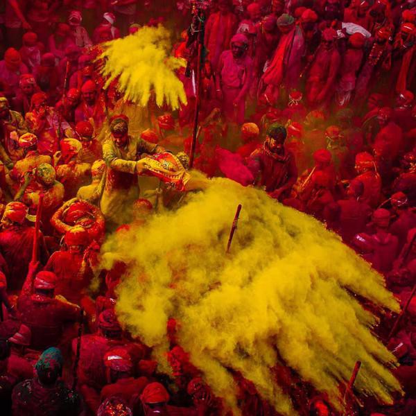 Amazing Pictures of Holi, the Festival of Colors