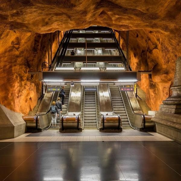 35 Most Beautiful Train Stations in the World