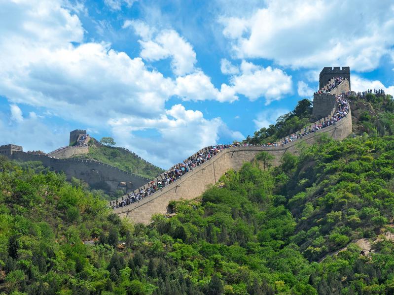 A Grande Muralha da China acolhe grande nÃºmero de visitantes.